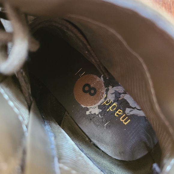 🦩3/$30 Madden Girl Olive Booties - size 8 - Picture 7 of 7